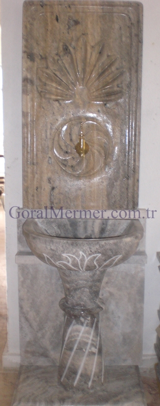 traverten çeşme
